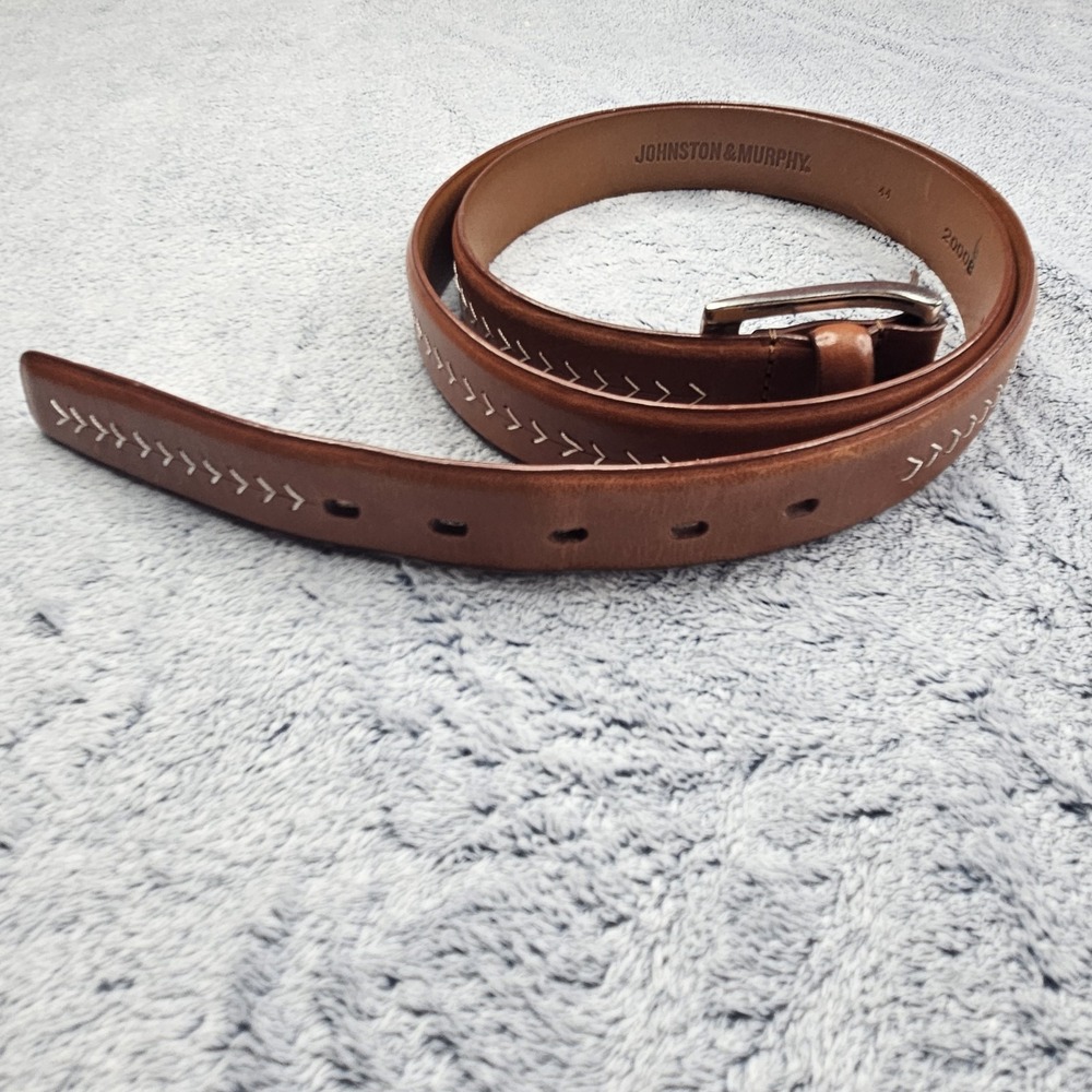 Johnston Murphy Belt Mens Size 44 Brown Leather White Stitch Silver Buckle Dress